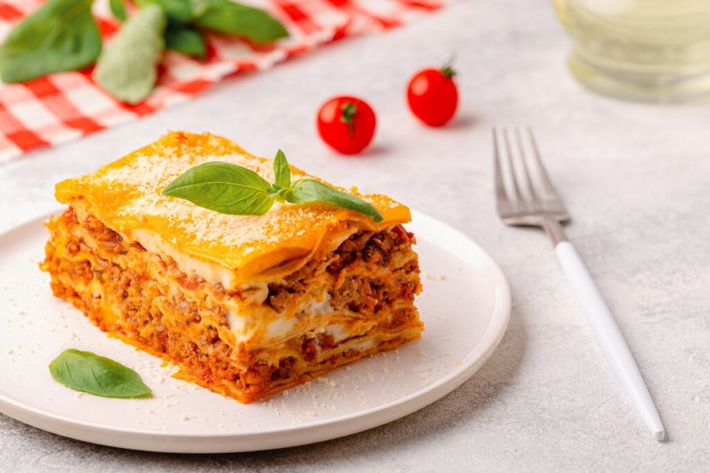 What should the last layer of lasagna be?