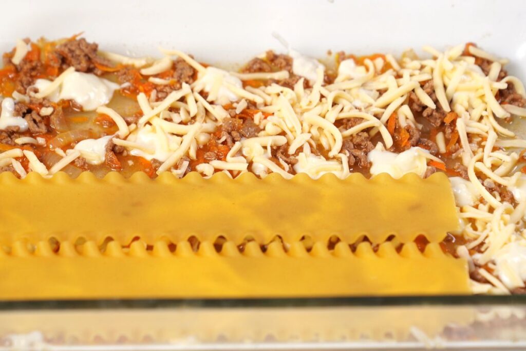 What should the last layer of lasagna be?